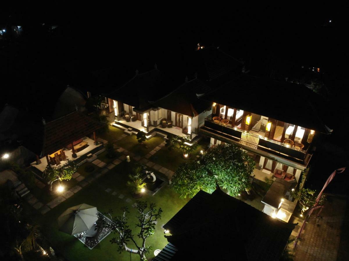 The Kanha Palace Batununggul Екстер'єр фото
